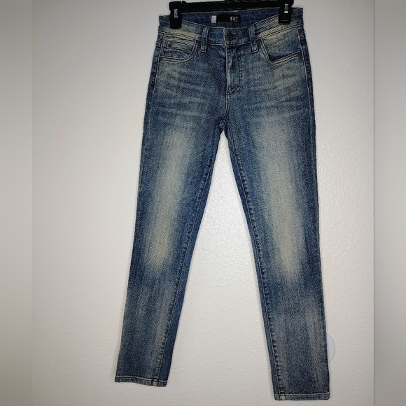 Kut from the KlothWomen's Style Catherine Boyfriend Wash Blue Denim Jean Sz 0 - Picture 1 of 14
